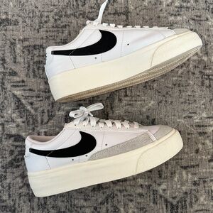 Nike Women's Sneakers in White and Black